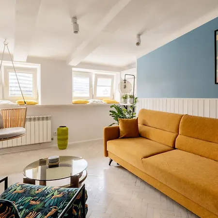 Premium Plac Zbawiciela, Air Conditioning Apartman Varsó